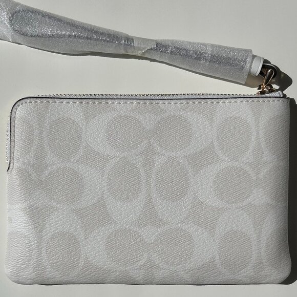 Coach Wristlet, Mother's Day Gift - Picture 3 of 5
